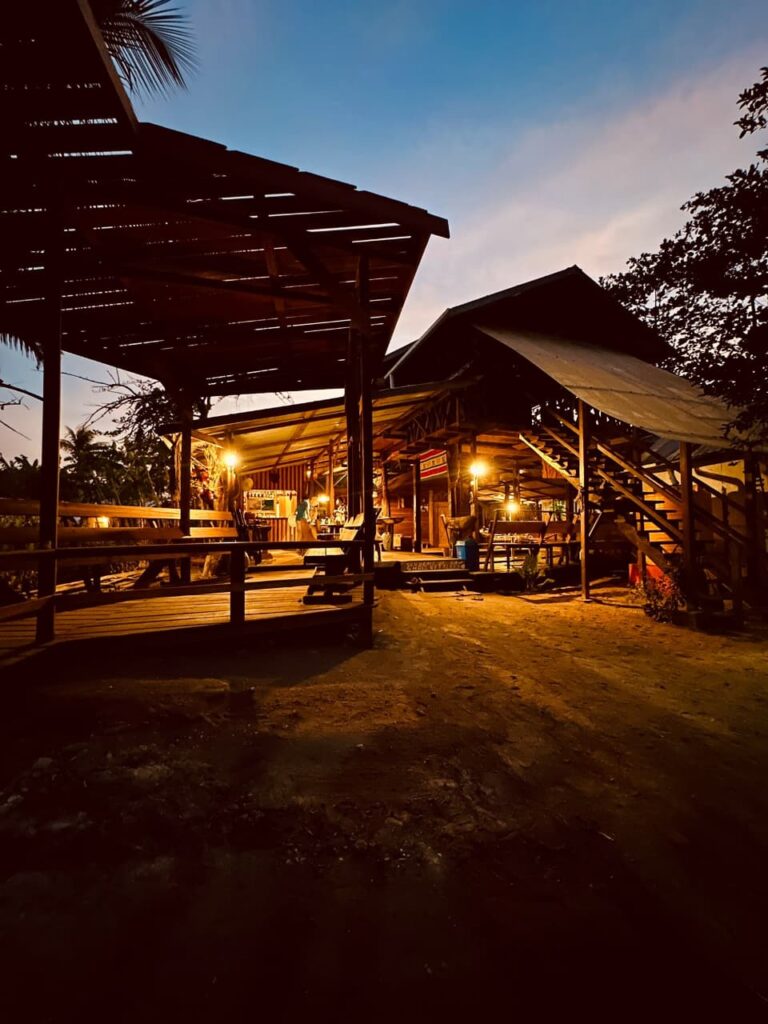 Common Area of Jaw Jaw Atela by Night