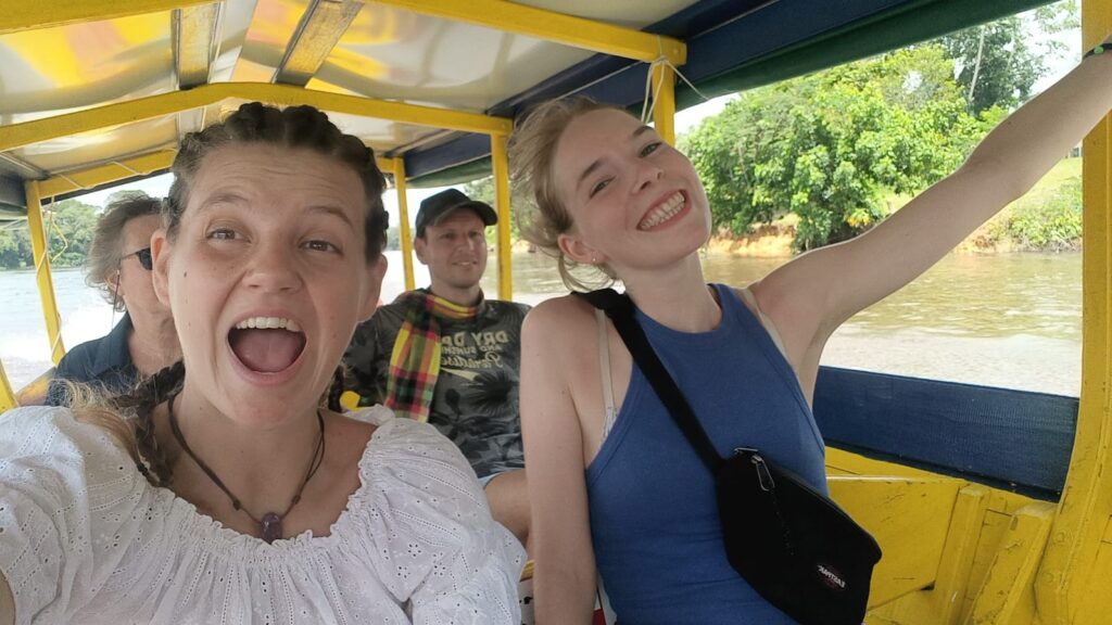 Jaw Jaw Atela Happy On Tour